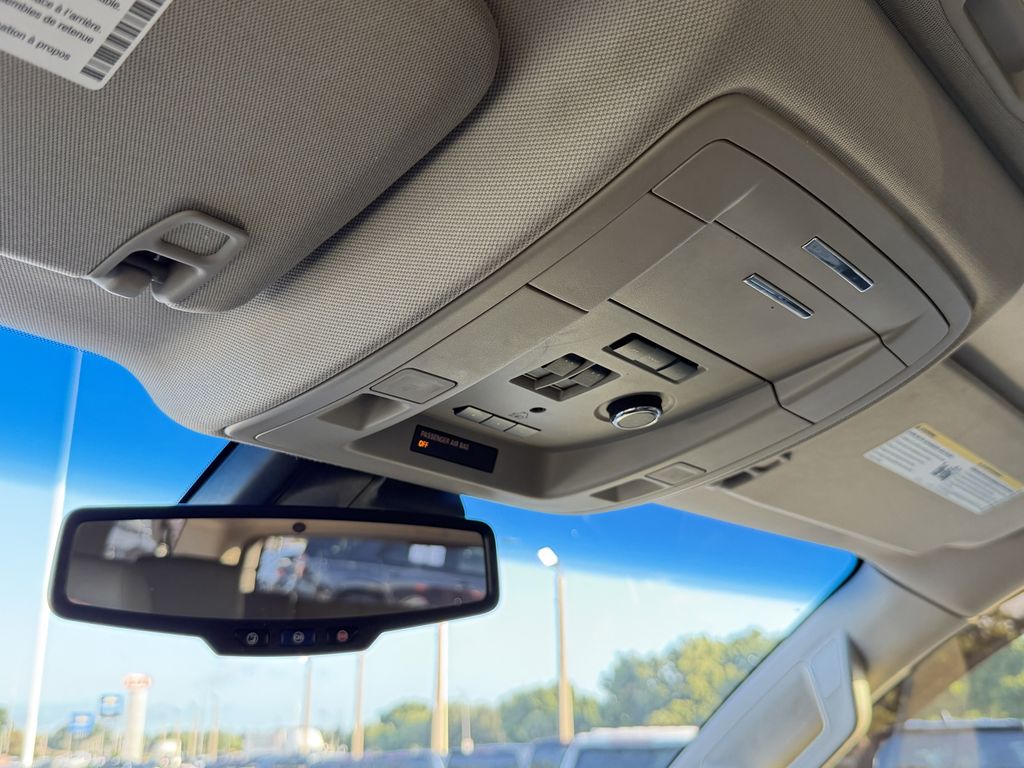 used 2019 GMC Yukon XL car, priced at $23,692