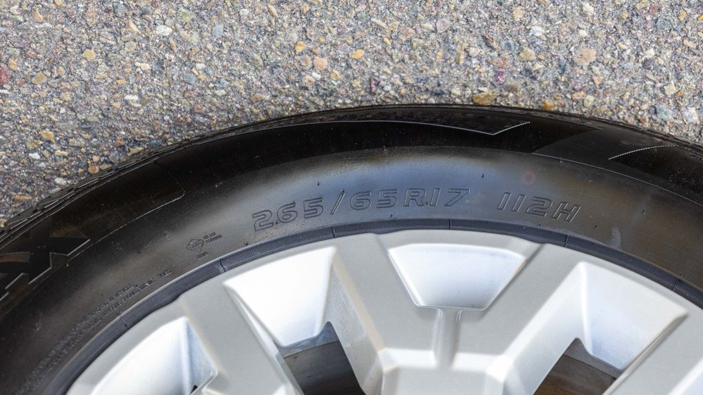 Used 2023 Nissan Frontier SV 4D Crew Cab