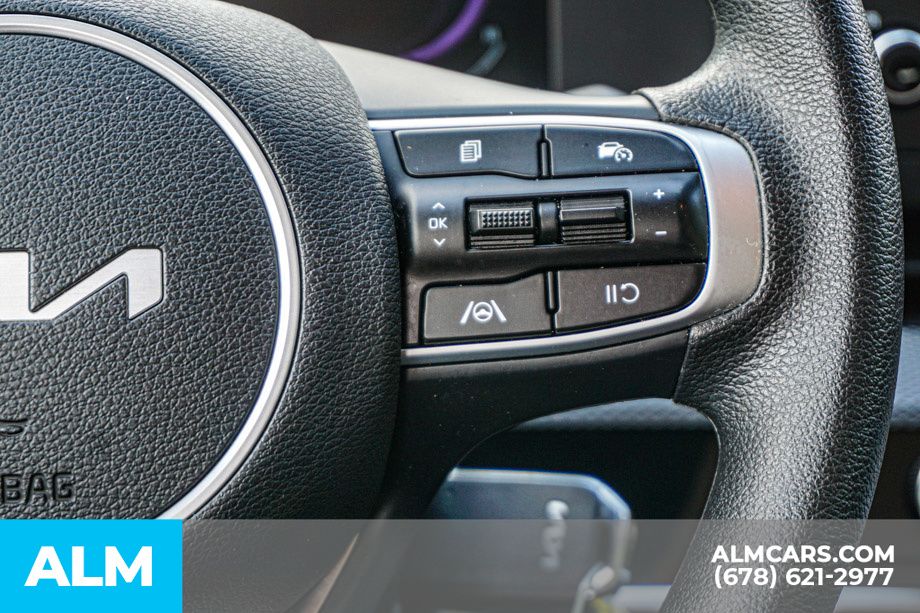 Used 2025 Silver Kia LX image 30