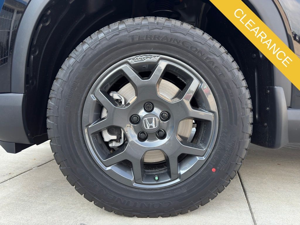 2025 Honda Pilot TrailSport Black at Monument Chevrolet