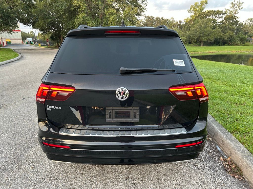 Thumbnail: 2020 Volkswagen Tiguan - 4