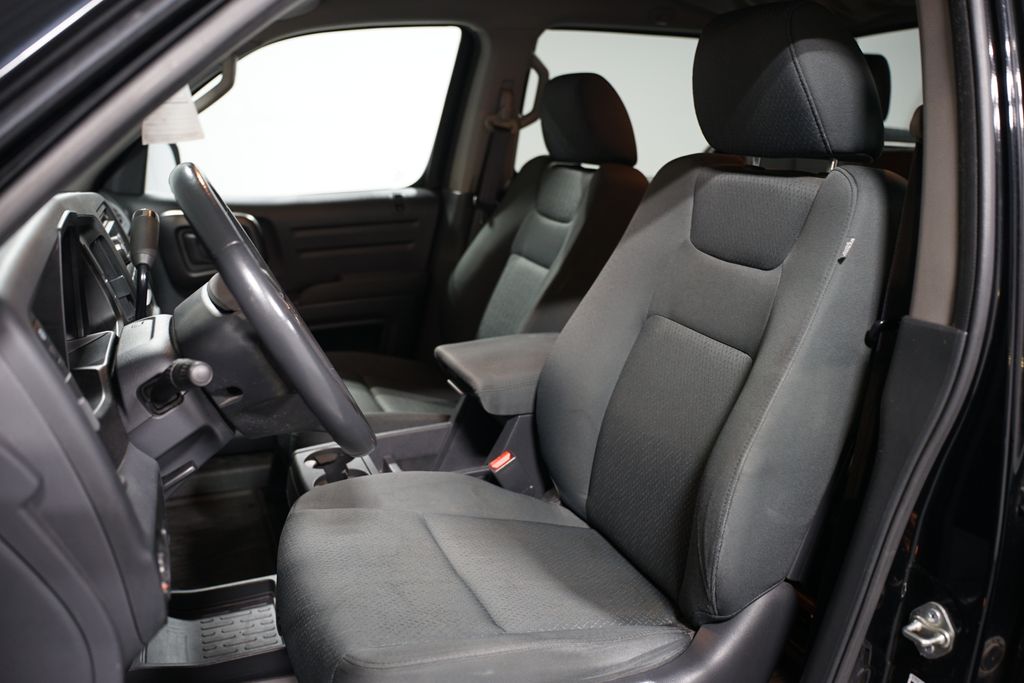 2014 Honda Ridgeline Sport 6