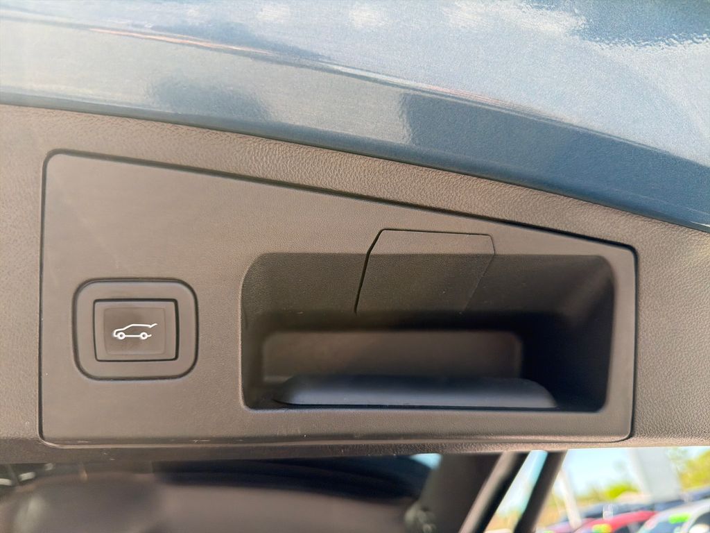 Used 2024 Cadillac XT4 Luxury 4D Sport Utility