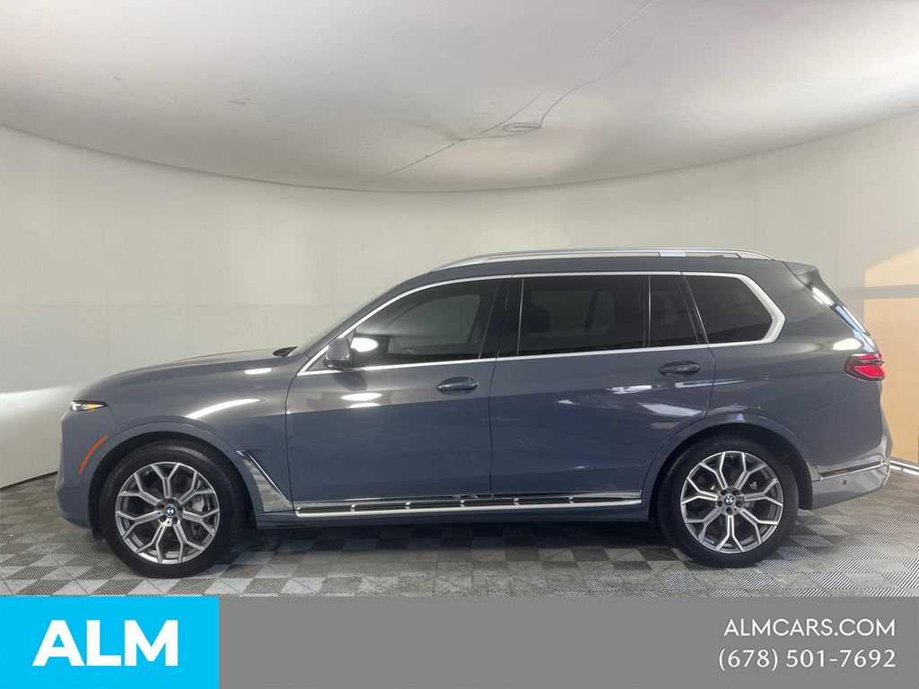 Used 2024  BMW xDrive40i image 10