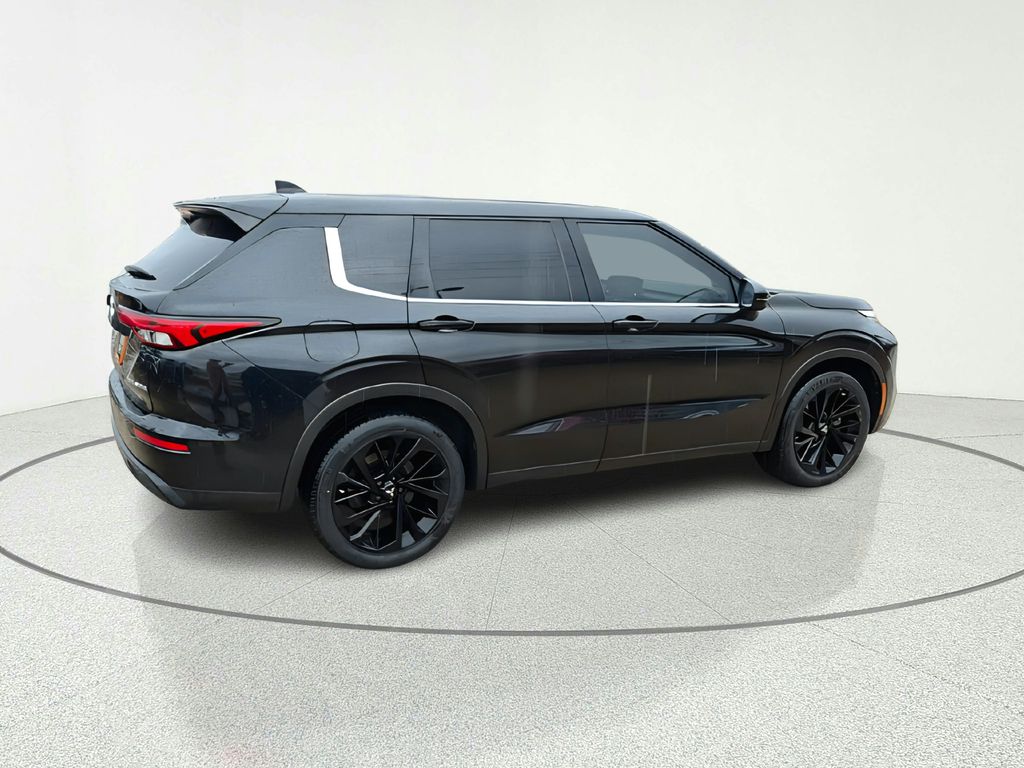 2023 Mitsubishi Outlander SE Black Edition Black at North Houston Mitsubishi