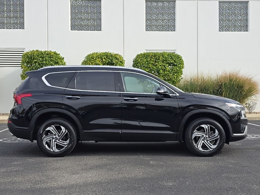 Thumbnail: 2023 Hyundai Santa Fe - 9