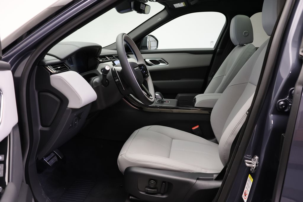 Thumbnail: 2026 Land Rover Range Rover Velar - 32