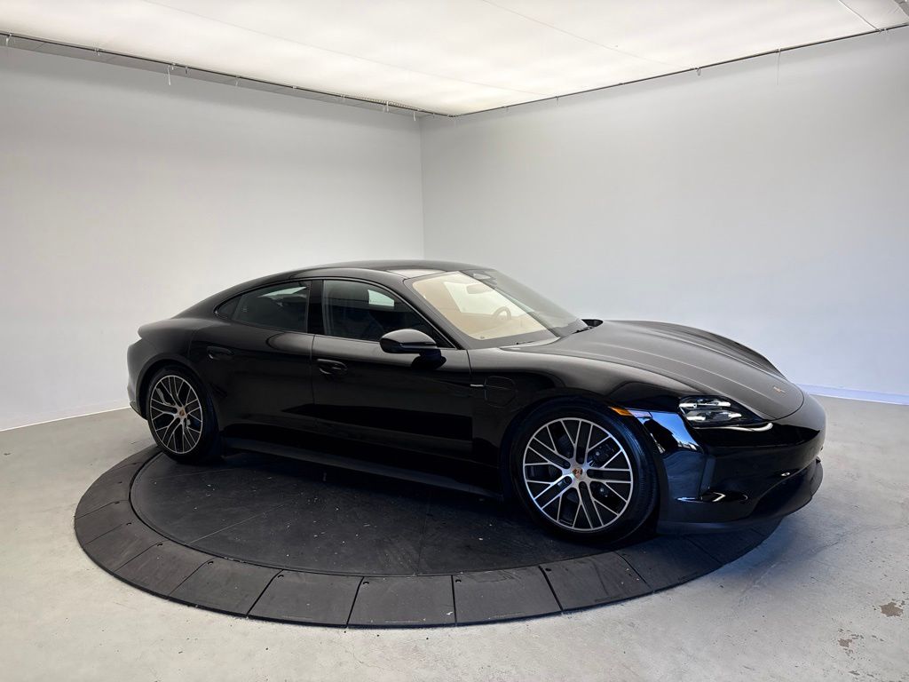Thumbnail: 2026 Porsche Taycan - 9
