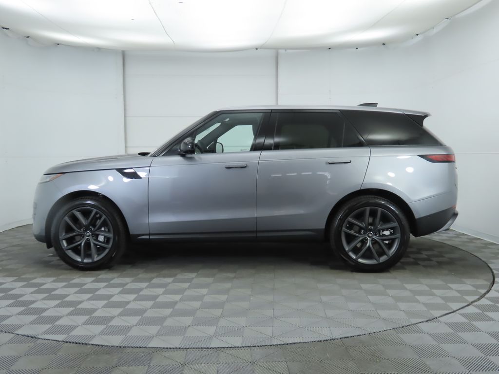 2025 Land Rover Range Rover Sport SE 8