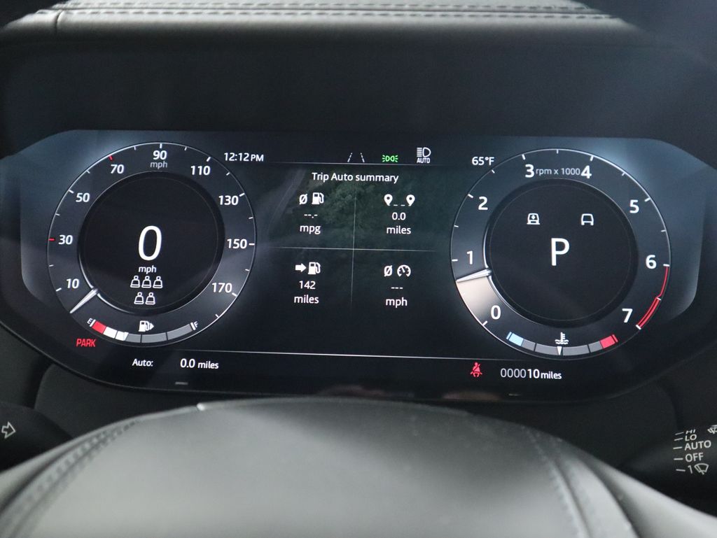 Thumbnail: 2025 Land Rover Range Rover - 32