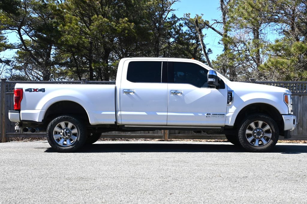 Thumbnail: 2017 Ford Econoline - 6