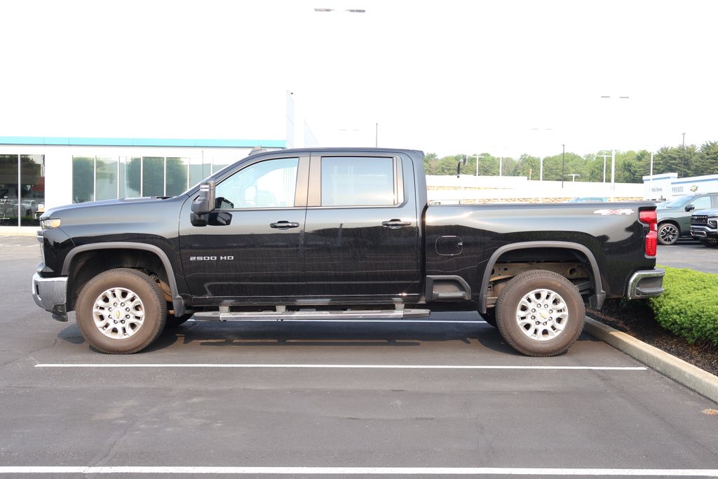 2024 Chevrolet Silverado 2500 LT 7