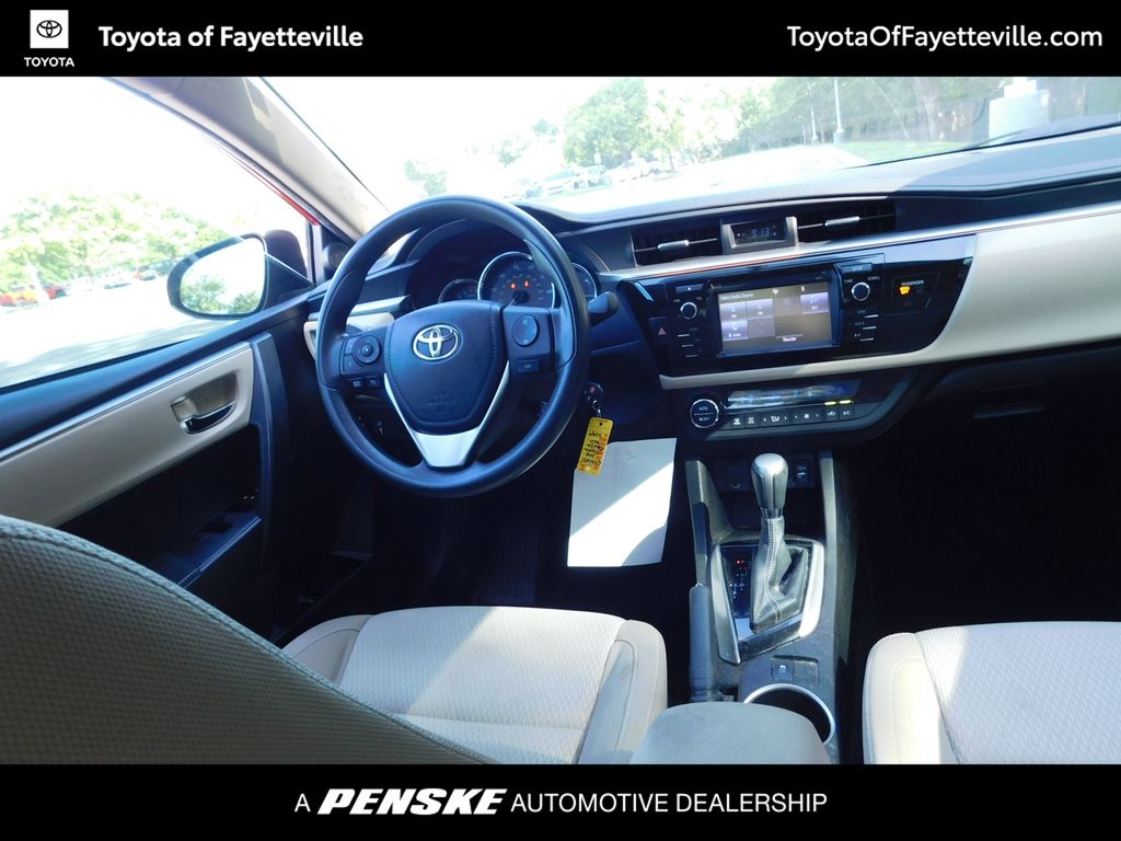 Thumbnail: 2016 Toyota Corolla - 6