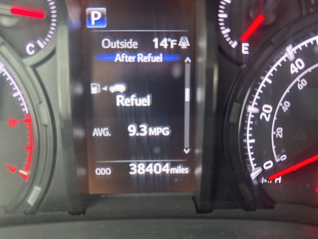 Used 2022 White Toyota Trail image 26