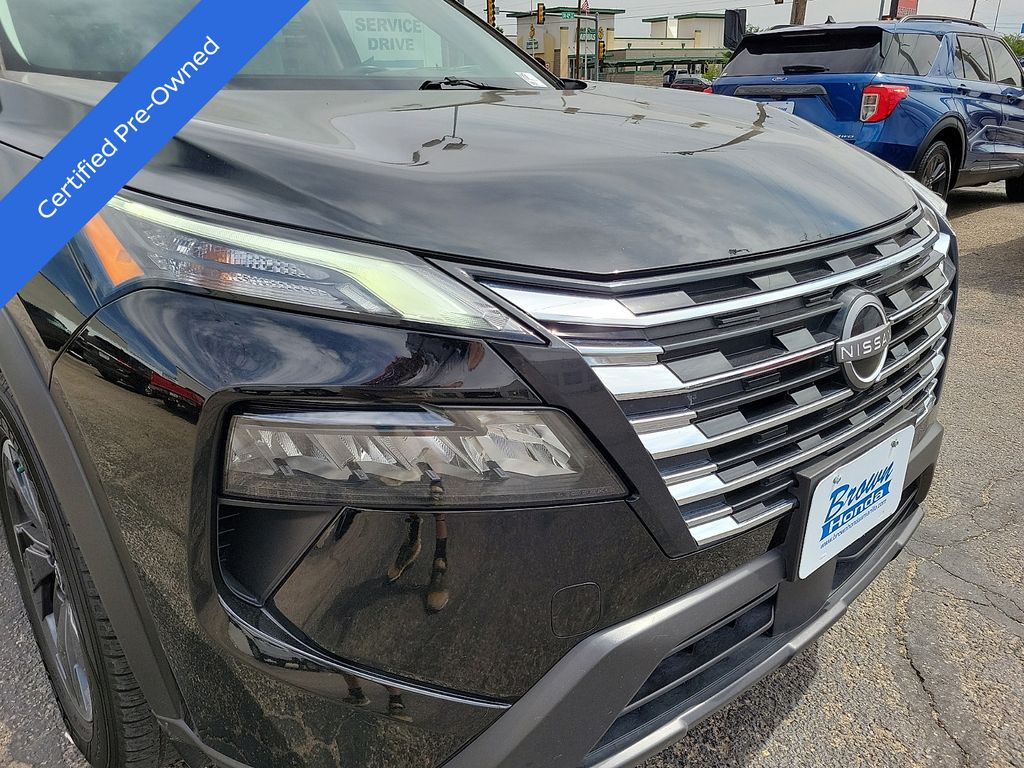 2025 Nissan Rogue SV Black at Brown Honda