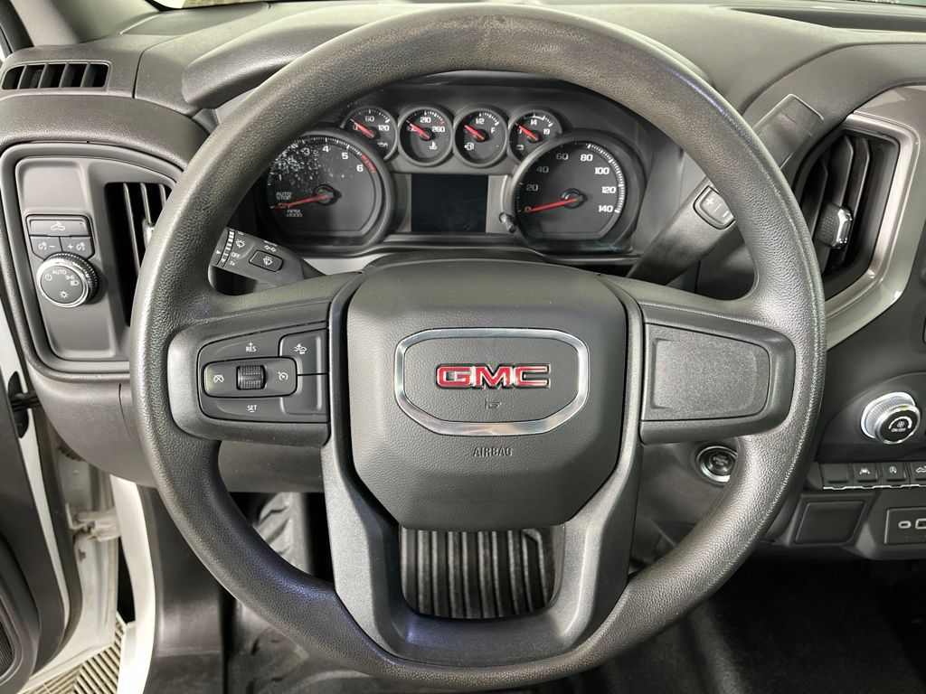 Thumbnail: 2023 GMC Sierra 1500 - 2