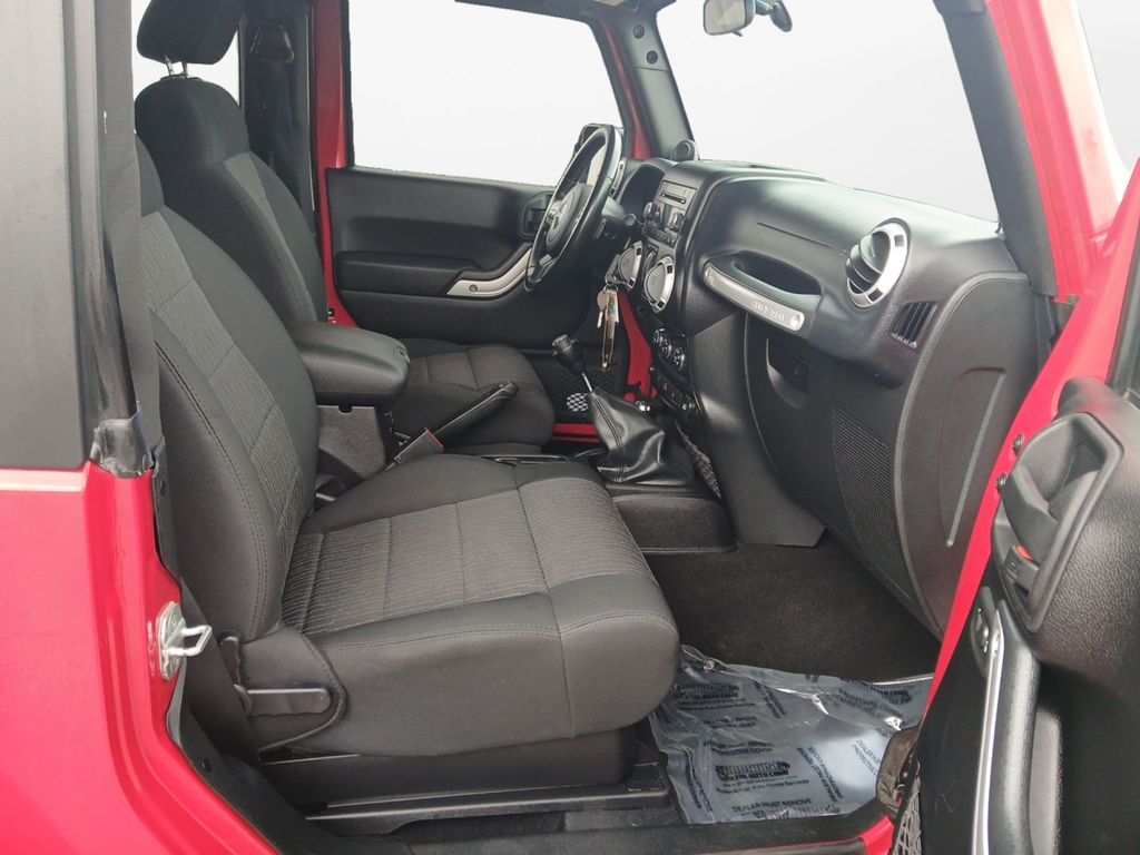 Used Car 2011 Jeep Wrangler  Rubicon For Sale Under $25,000 In Austin, Texas