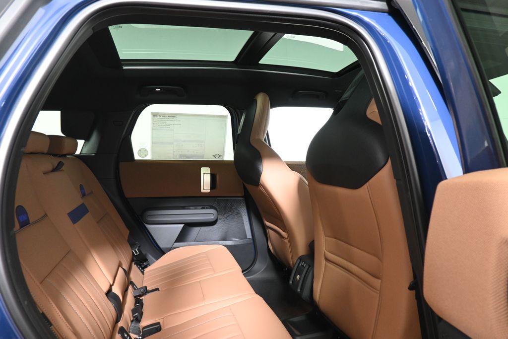 Thumbnail: 2025 MINI Cooper Countryman - 19