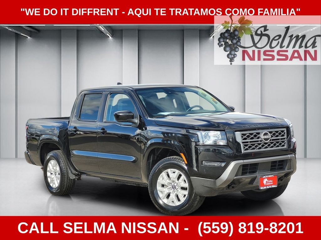 2023 Nissan Frontier SV Crew Cab 4WD