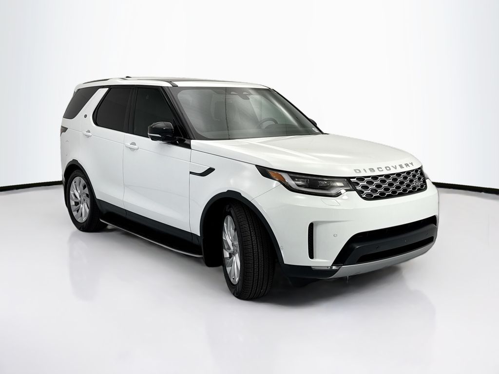 Thumbnail: 2025 Land Rover Discovery - 3