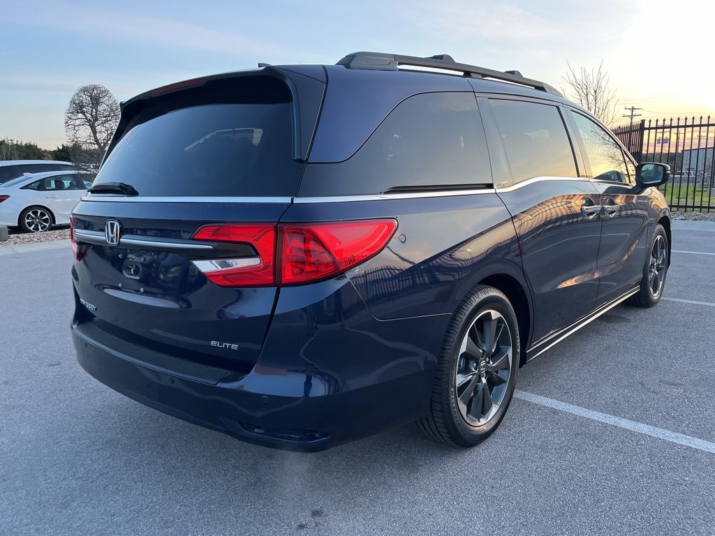 Thumbnail: 2021 Honda Odyssey - 4