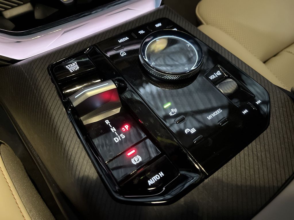 Thumbnail: 2026 BMW X3 - 20