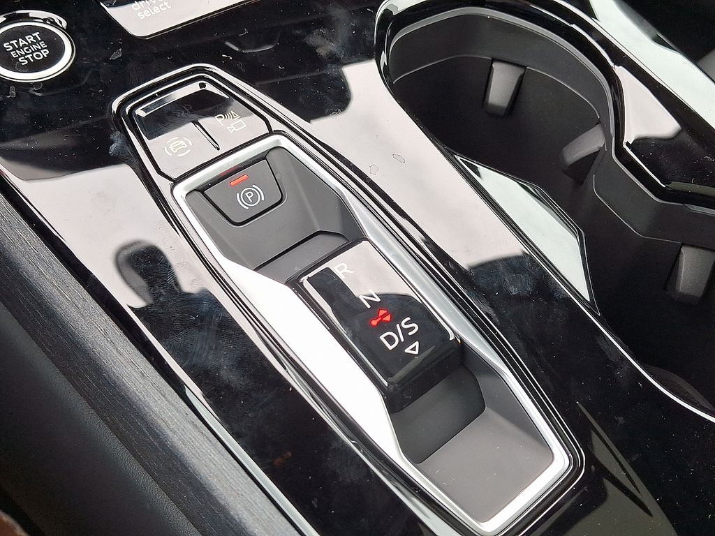 Thumbnail: 2025 Audi A5 - 12