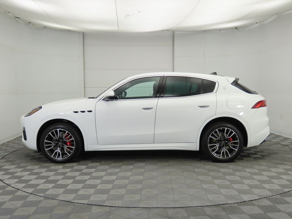 Thumbnail: 2025 Maserati Grecale - 8