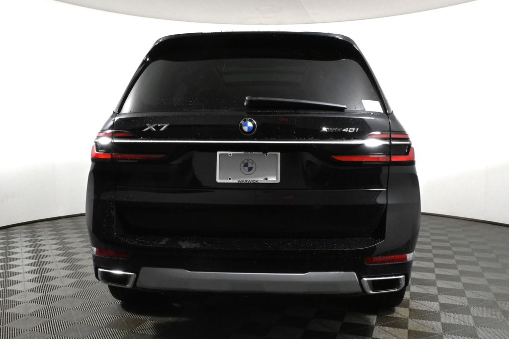 2025 BMW X7 xDrive40i 6