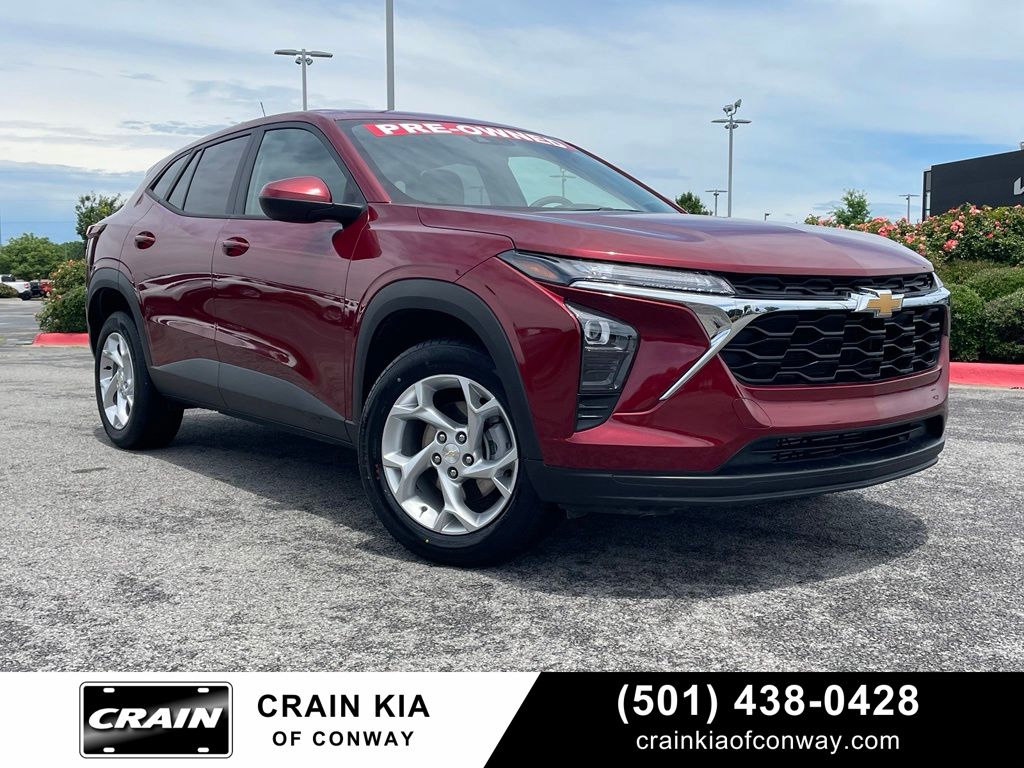 Red (Crimson Metallic) 2025 Chevrolet Trax LS FWD SUV / Crossover Front-Wheel Drive 6-Speed Automatic