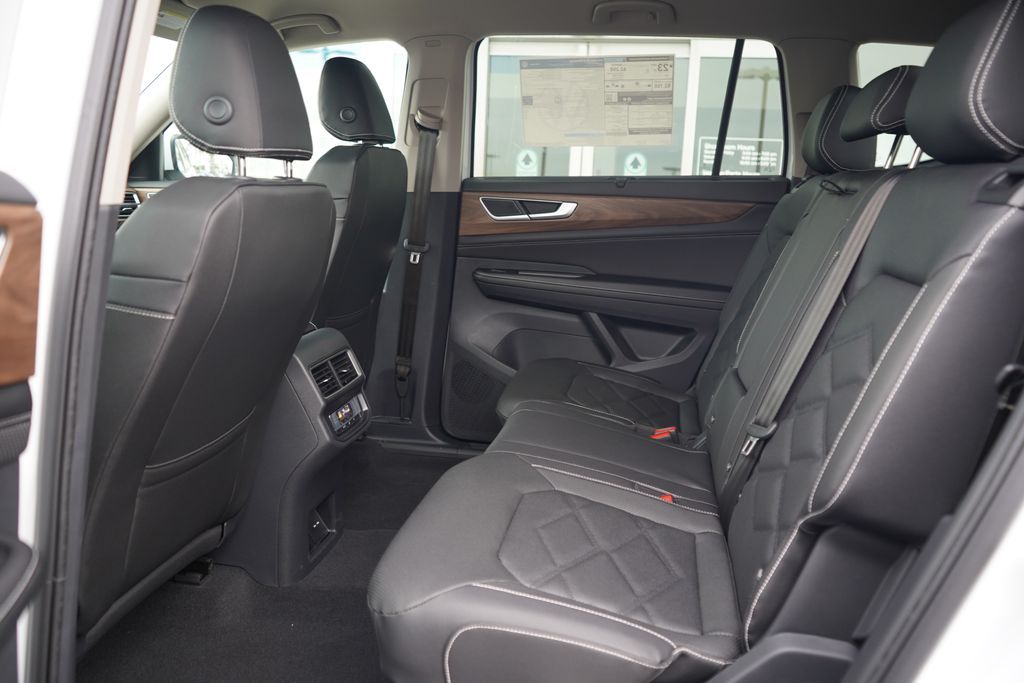Thumbnail: 2026 Volkswagen Atlas - 7