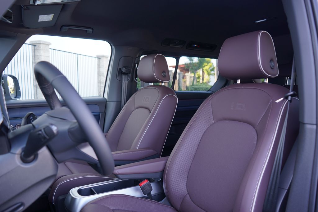 Thumbnail: 2025 Volkswagen ID.Buzz - 7