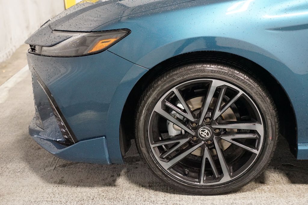 2025 Toyota Camry XSE 5