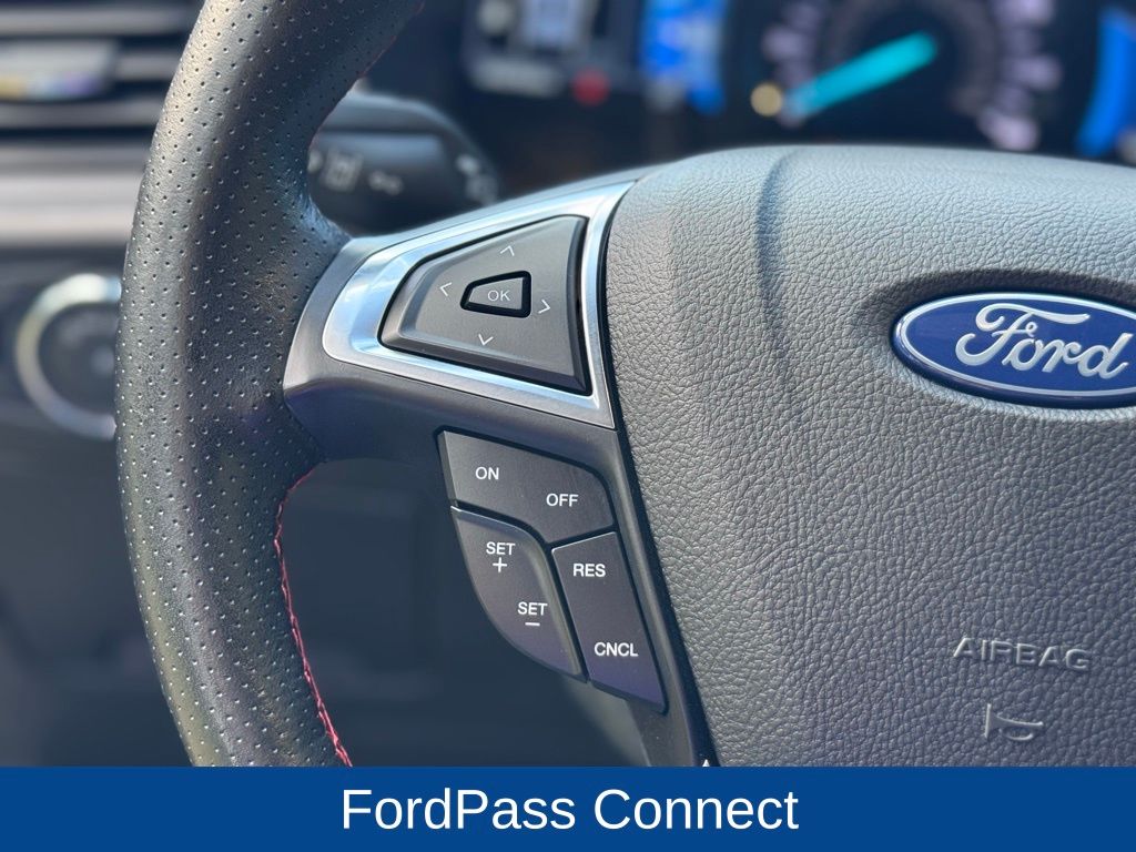 2022 Ford Edge ST-Line