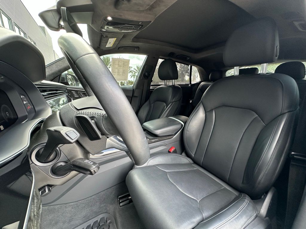 Thumbnail: 2019 Audi Q8 - 5