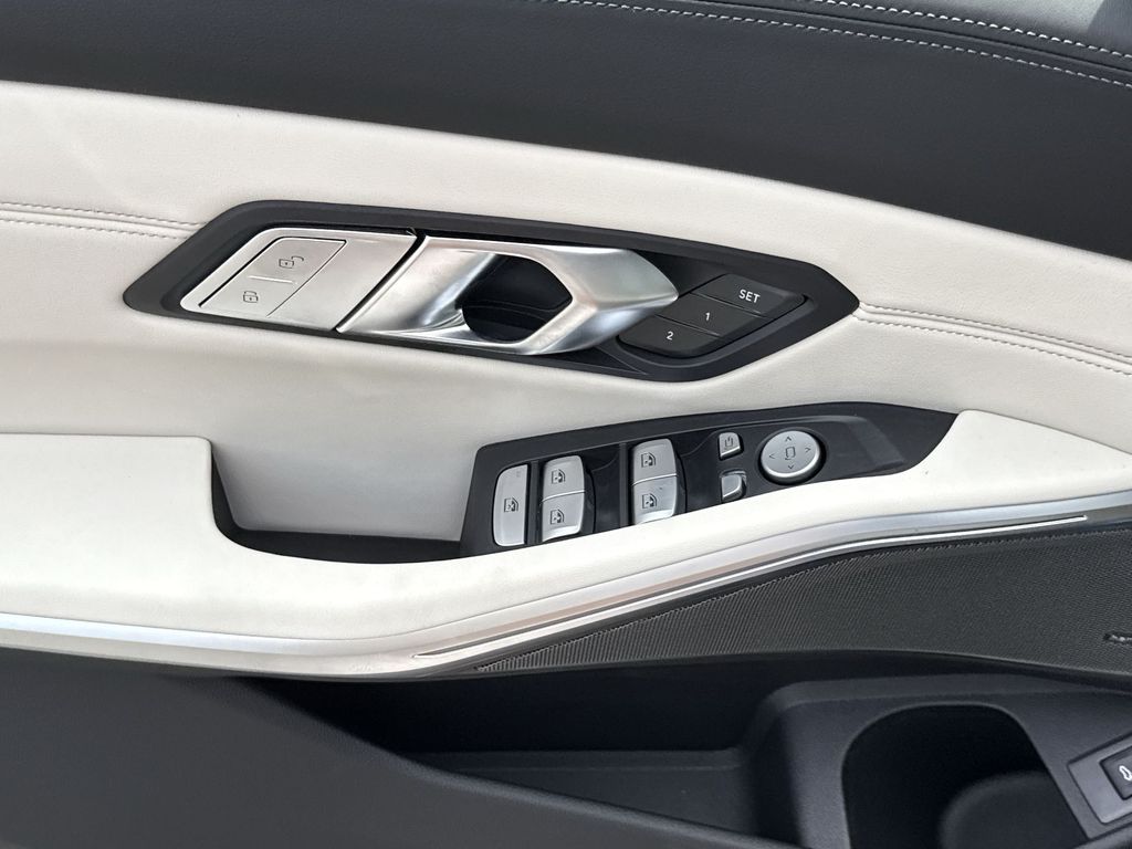 Thumbnail: 2027 BMW M3 - 13