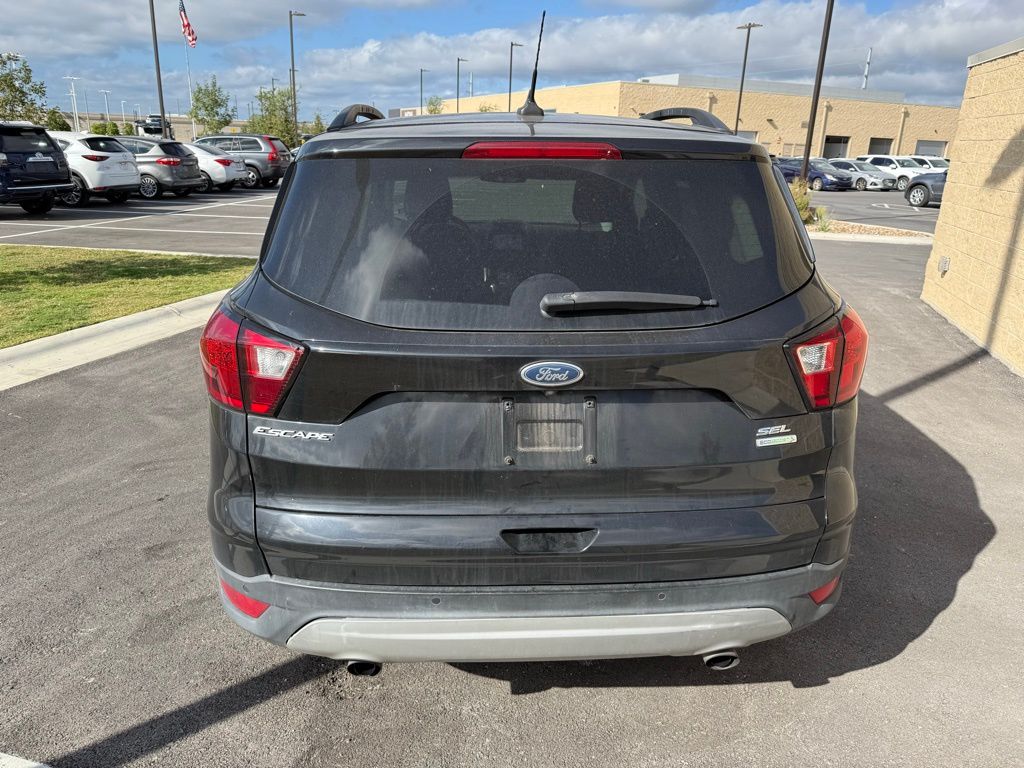 Thumbnail: 2019 Ford Escape - 5