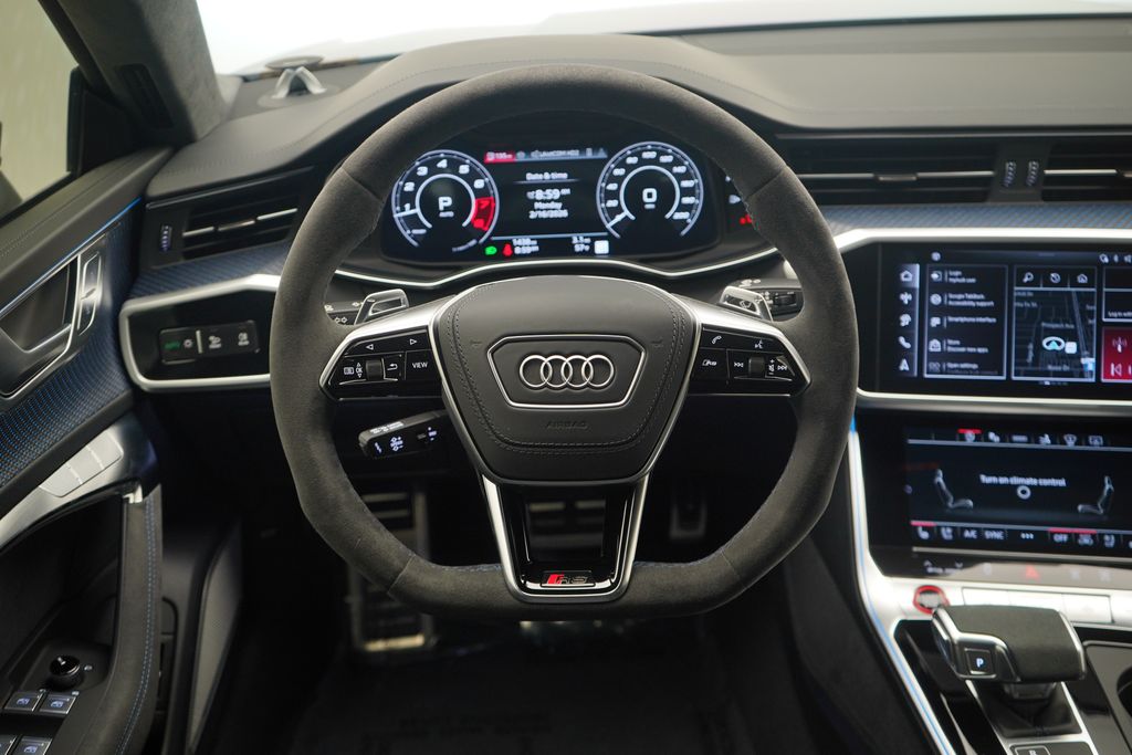 Thumbnail: 2025 Audi RS 7 - 12