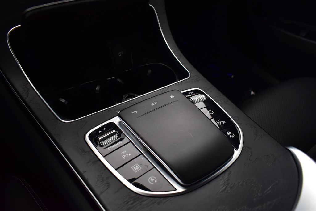 Thumbnail: 2023 Mercedes-Benz GLC - 21