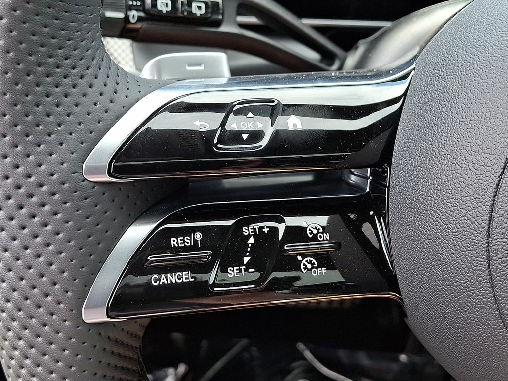 Thumbnail: 2026 Mercedes-Benz GLC - 15