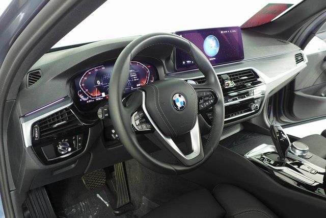 2022 BMW 5 Series 530i 27