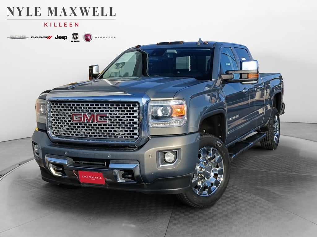 Mineral Metallic 2017 GMC Sierra 2500HD Pickup Truck Four-Wheel Drive 6-Speed Automatic Overdrive