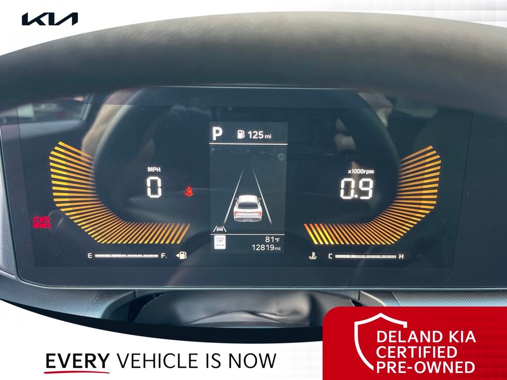 2025 Kia K4 LXS - Photo 24