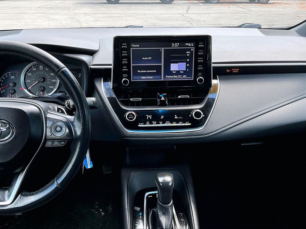 2020 Toyota Corolla — photo 18