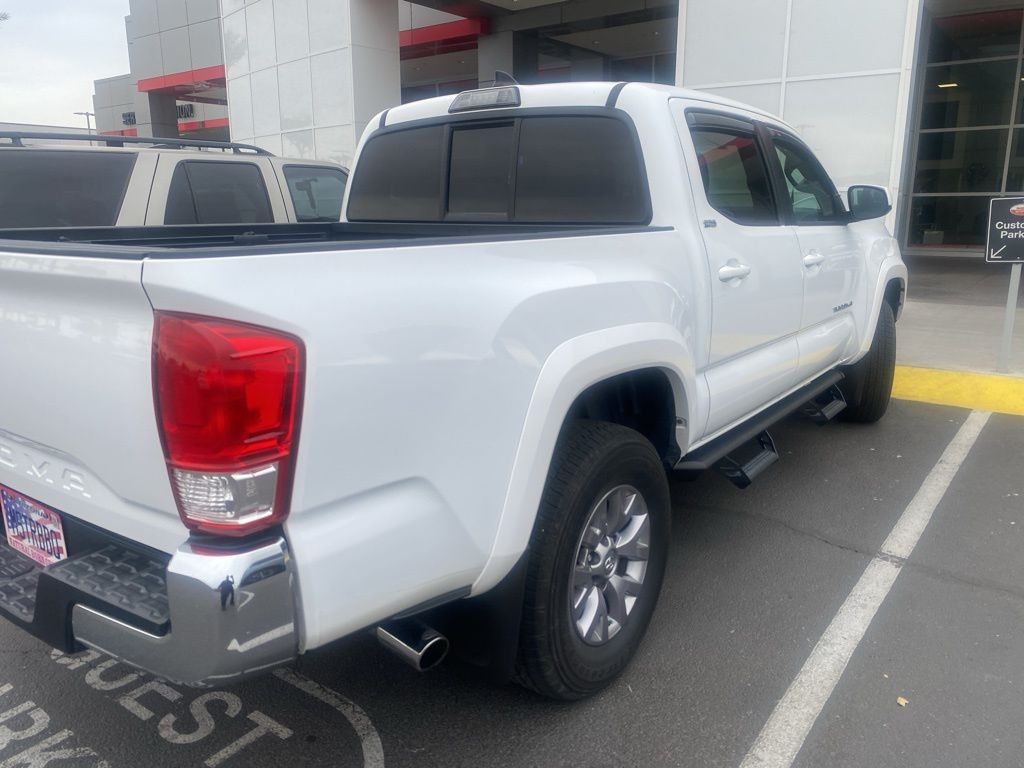 2017 Toyota Tacoma SR5 6