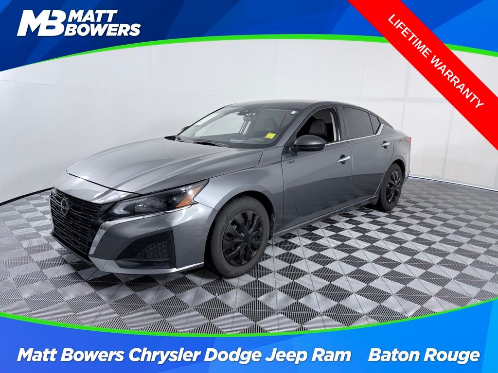 Gray (Gun Metallic) 2024 Nissan Altima Sedan Front-Wheel Drive Continuously Variable Transmission