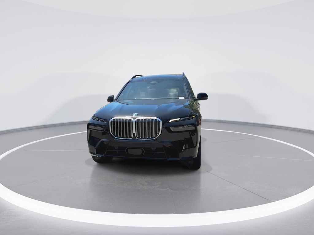 Thumbnail: 2027 BMW X7 - 3