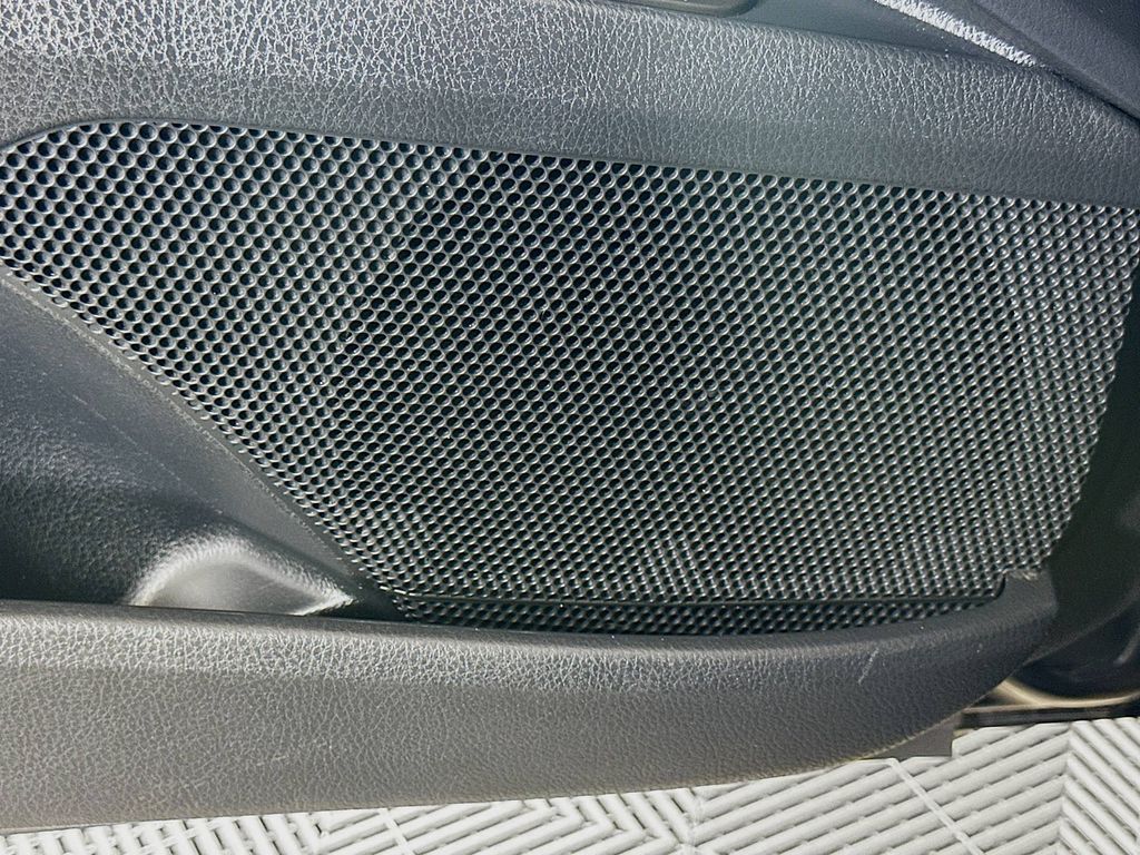 Thumbnail: 2024 Toyota Camry - 18