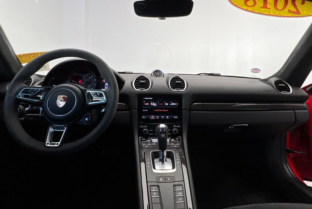 Thumbnail: 2018 Porsche 718 Cayman - 6