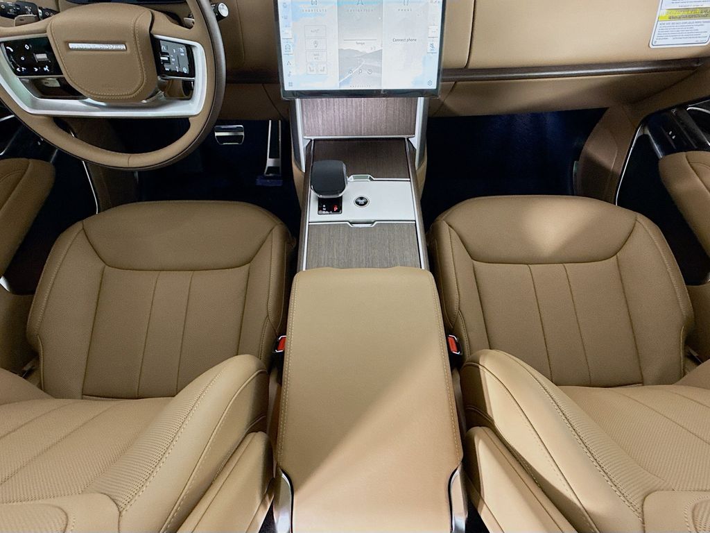 Thumbnail: 2026 Land Rover Range Rover - 17